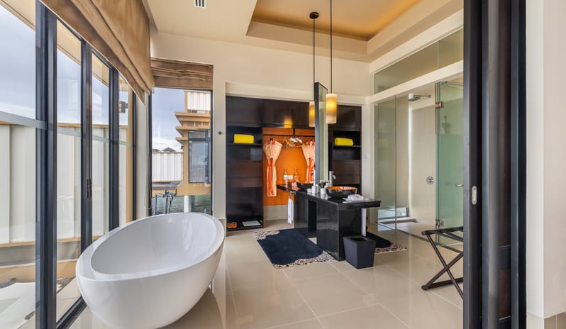 Angsana Velavaru_Deluxe InOcean Villa_Interior_Bathroom